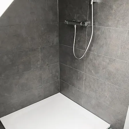 Alter Stall - Linke Seite Fuer 3 Personen